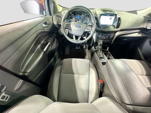Used 2018 Ford Escape SE w/ Ford Safe & Smart Package AWD/4WD image 14