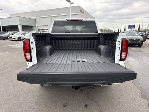New 2026 GMC Sierra 1500 Elevation w/ X31 Off-Road Package AWD/4WD image 6