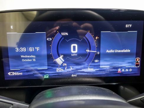 New 2026 Chevrolet Equinox EV LT w/ Midnight Package image 13