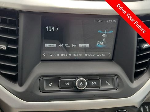 Used 2017 GMC Acadia SLE FWD image 9