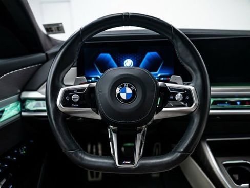 Used 2023 BMW 760i xDrive image 20