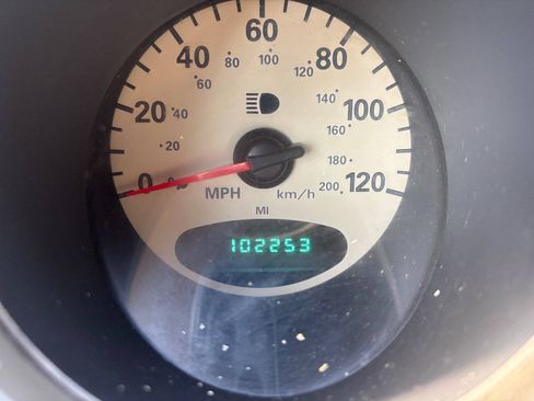Used 2003 Chrysler PT Cruiser Limited FWD image 15