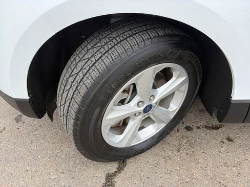 Used 2022 Ford Edge SE AWD/4WD image 16
