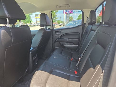 Used 2018 GMC Canyon SLT w/ Trailering Package AWD/4WD image 12