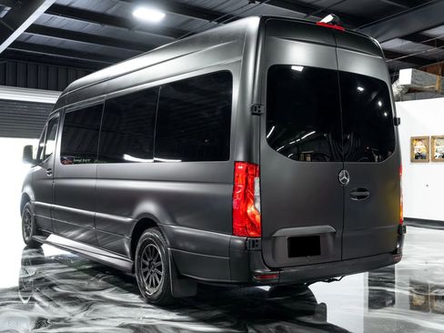 Used 2019 Mercedes-Benz Sprinter 170 image 10