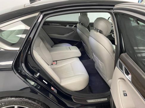 Used 2016 Hyundai Genesis 3.8 w/ Option Group 02 image 39