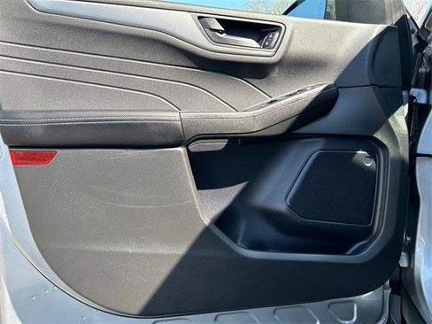 Used 2024 Ford Escape Active image 18