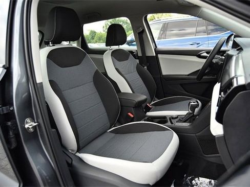 New 2025 Volkswagen Taos S image 20