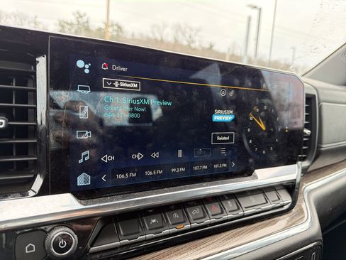 Used 2023 Chevrolet Silverado 1500 RST image 19