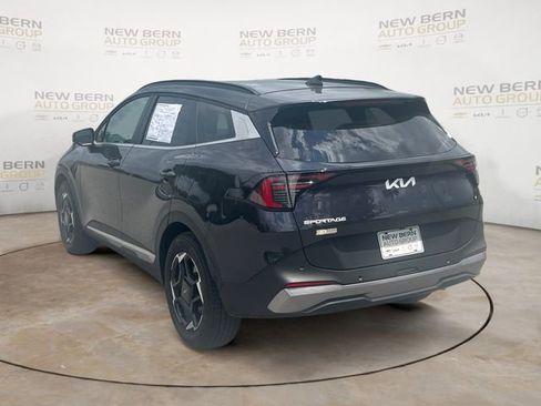 Used 2026 Kia Sportage EX w/ EX Panorama Roof Package FWD image 3