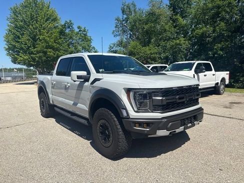 Used 2023 Ford F150 Raptor w/ Raptor Carbon Fibre Package AWD/4WD image 3