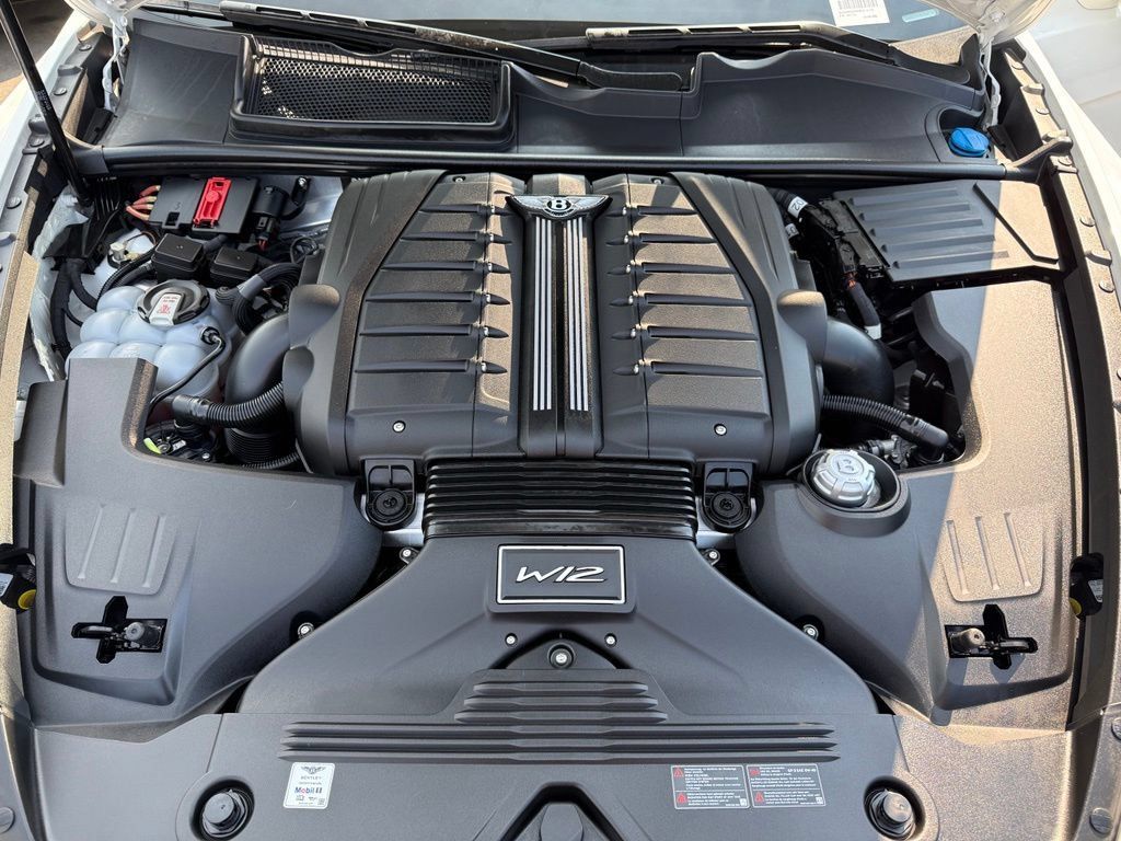 Used 2022 Bentley Bentayga Speed AWD/4WD image 52