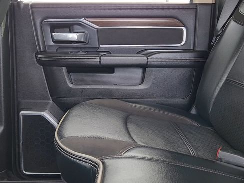 Used 2022 RAM 3500 Laramie image 17