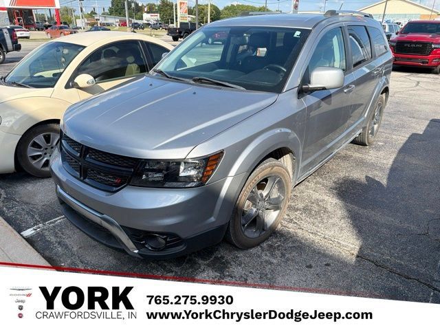 Used 2018 Dodge Journey Crossroad AWD/4WD image 1