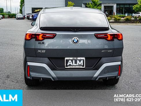 Used 2025 BMW X2 xDrive28i AWD/4WD image 10