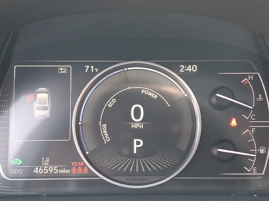 Used 2025 Lexus ES 300h w/ Premium Package FWD image 21