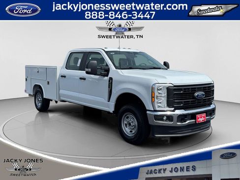 New 2026 Ford F250 XL w/ XL Chrome Package AWD/4WD image 7