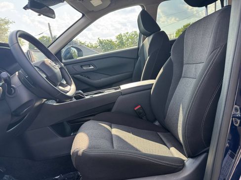 Used 2026 Nissan Rogue SV FWD image 29