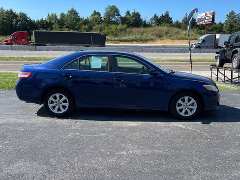 Used 2011 Toyota Camry LE w/ LE Extra-Value Pkg FWD image 6