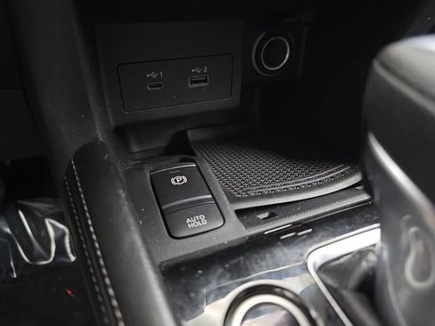 Used 2023 Nissan Kicks SR w/ Interior Electronics Package FWD image 38