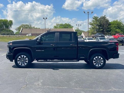 New 2026 Chevrolet Silverado 2500 Custom w/ Custom Value Package AWD/4WD image 4