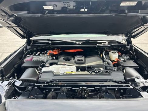Used 2026 Toyota Sequoia Capstone AWD/4WD image 15