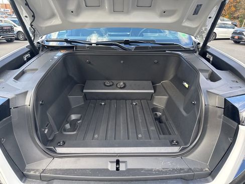 New 2026 GMC Sierra EV Elevation image 50