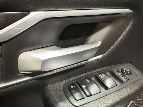 Used 2019 RAM 1500 Big Horn AWD/4WD image 19