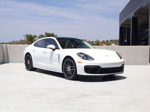 Certified 2023 Porsche Panamera Platinum Edition RWD image 7