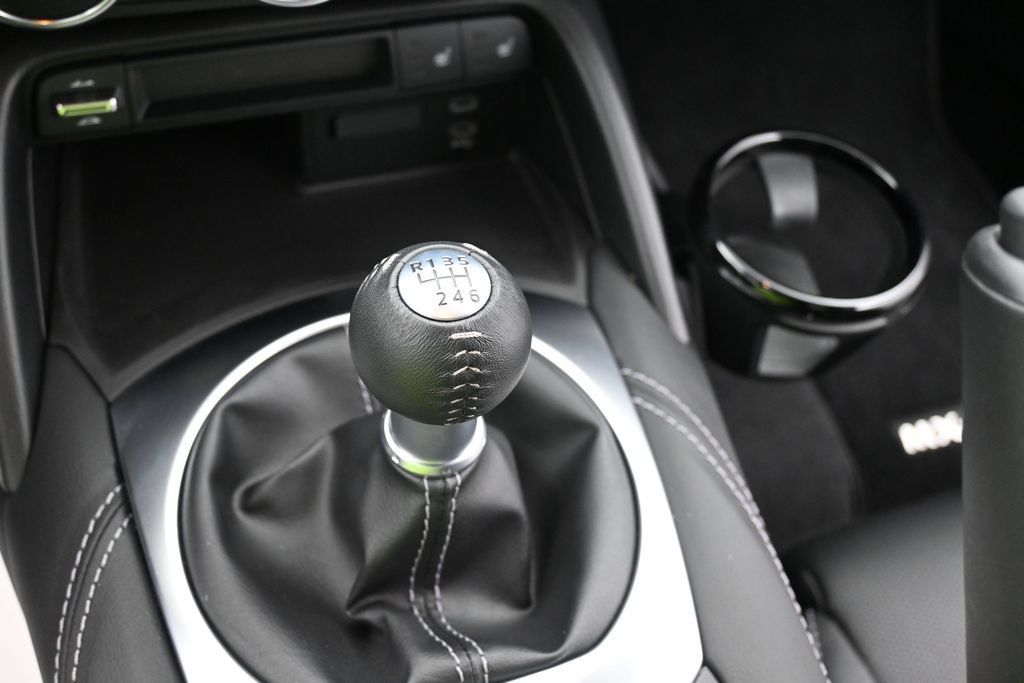 Used 2026 MAZDA MX-5 Miata RF Grand Touring RWD image 12