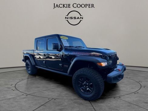 Used 2023 Jeep Gladiator Mojave w/ Cold Weather Group image 14