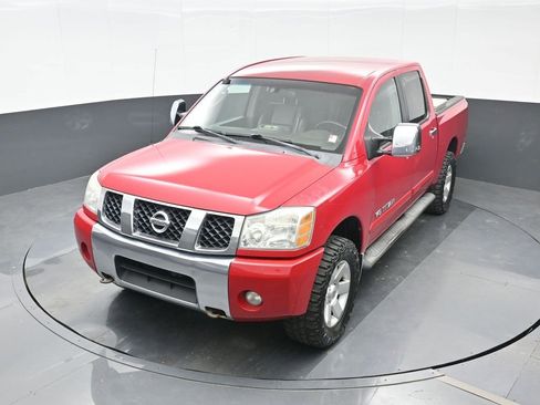 Used 2005 Nissan Titan LE w/ (U01) Nissan Navigation Pkg image 16