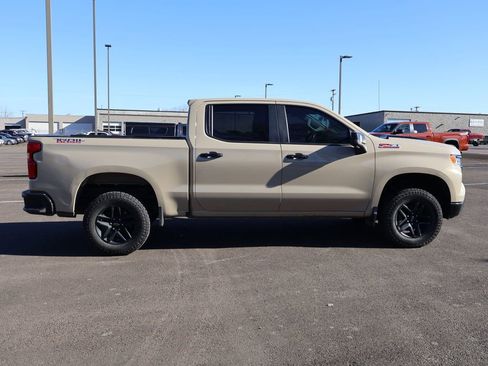 Used 2022 Chevrolet Silverado 1500 LT Trail Boss w/ Convenience Package II image 7