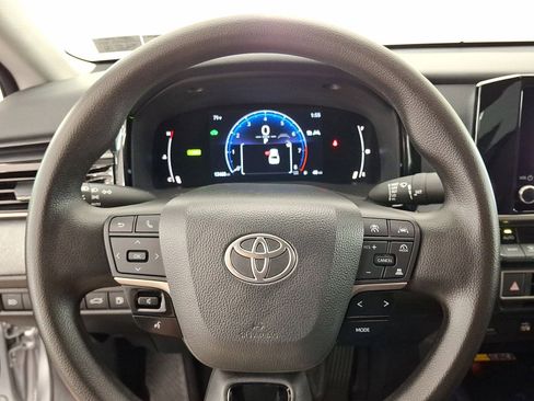 Used 2025 Toyota Camry LE w/ Convenience Package FWD image 16