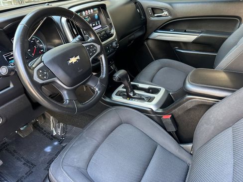 Certified 2017 Chevrolet Colorado LT w/ LT Convenience Package image 10