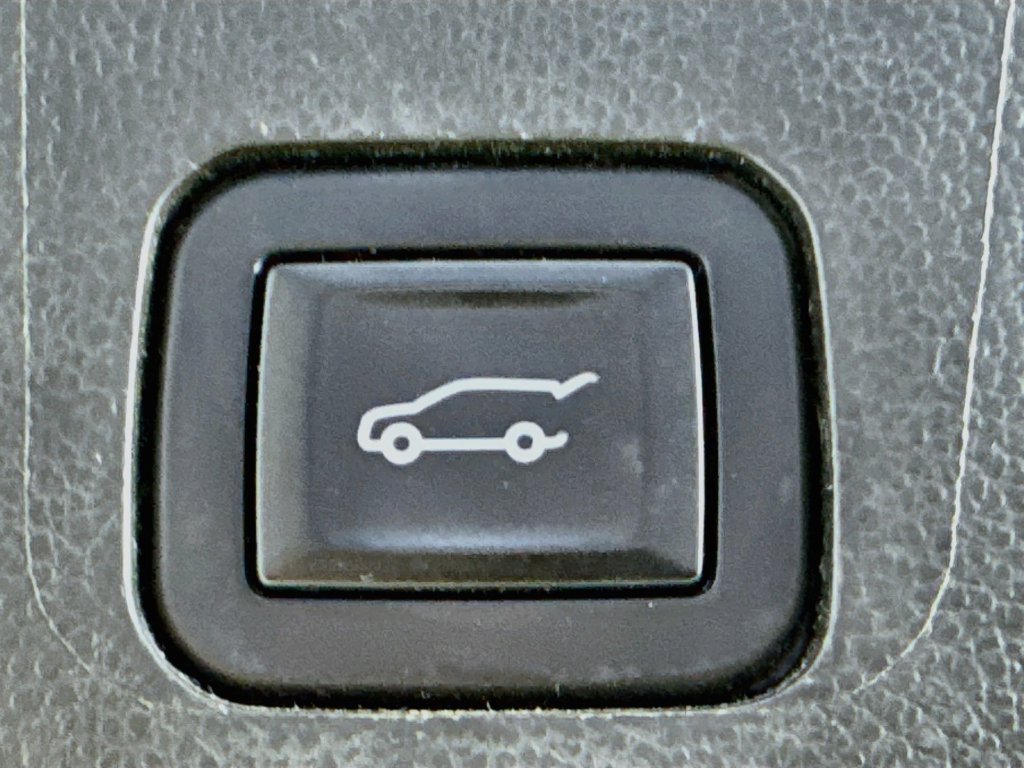Used 2019 Chevrolet Traverse LT w/ LT Premium Package FWD image 34