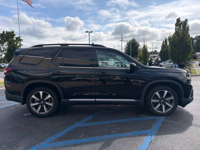 Certified 2024 Honda Pilot Elite image 5