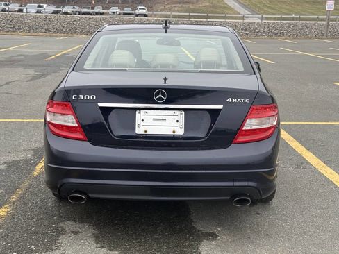 Used 2011 Mercedes-Benz C 300 C 300 Luxury 4MATIC AWD 4dr Se image 5