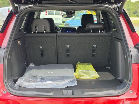 New 2026 Chevrolet TrailBlazer RS w/ Convenience Package FWD image 15
