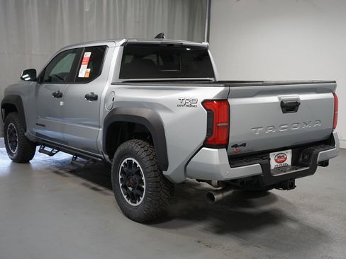 New 2026 Toyota Tacoma TRD Off-Road AWD/4WD image 6