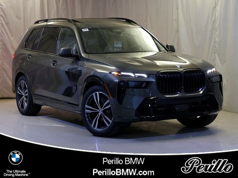 Used 2027 BMW X7 xDrive40i w/ M Sport Package AWD/4WD image 1
