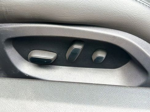 Used 2015 Chevrolet Corvette Stingray Coupe w/ 2LT Preferred Equipment Group image 18