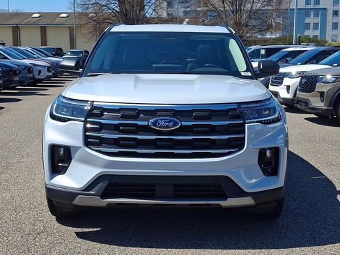 New 2026 Ford Explorer Active image 9