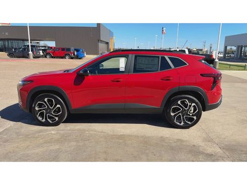 New 2026 Chevrolet Trax RS image 5