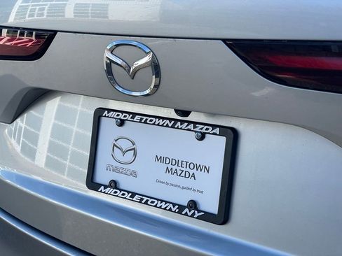 Certified 2024 MAZDA CX-90 3.3 Turbo w/ Premium Plus Pkg image 32