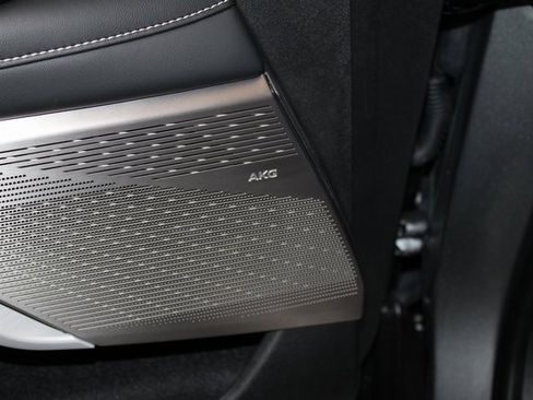 New 2026 Cadillac Optiq Luxury 1 image 10