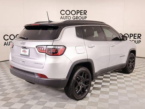 Used 2025 Jeep Compass Limited image 20