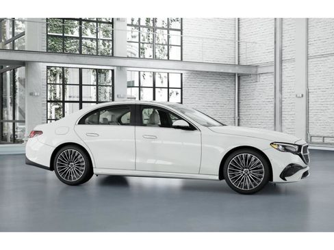 New 2026 Mercedes-Benz E 450 4MATIC Sedan image 16