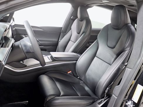 Used 2022 Tesla Model X Plaid image 30