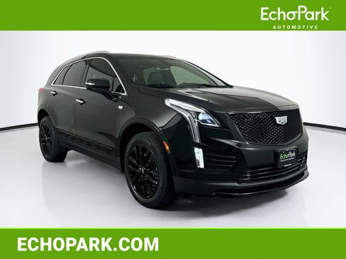 Used 2022 Cadillac XT5 Luxury w/ LPO, ONYX Package FWD image 1